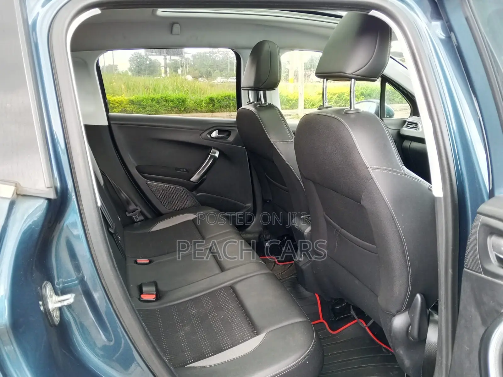 Peugeot 2008 2017 Green
