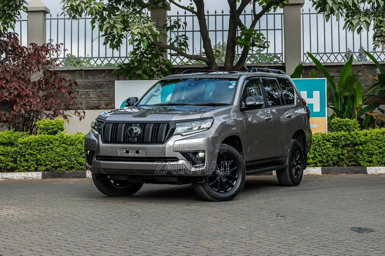 Toyota Land Cruiser Prado 2.8 2023 Brown