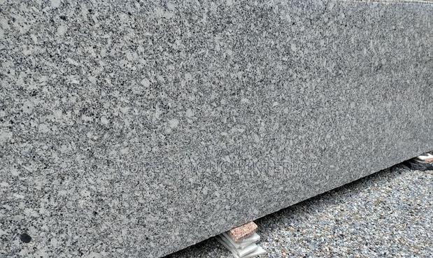Natural Granite Slabs - main view