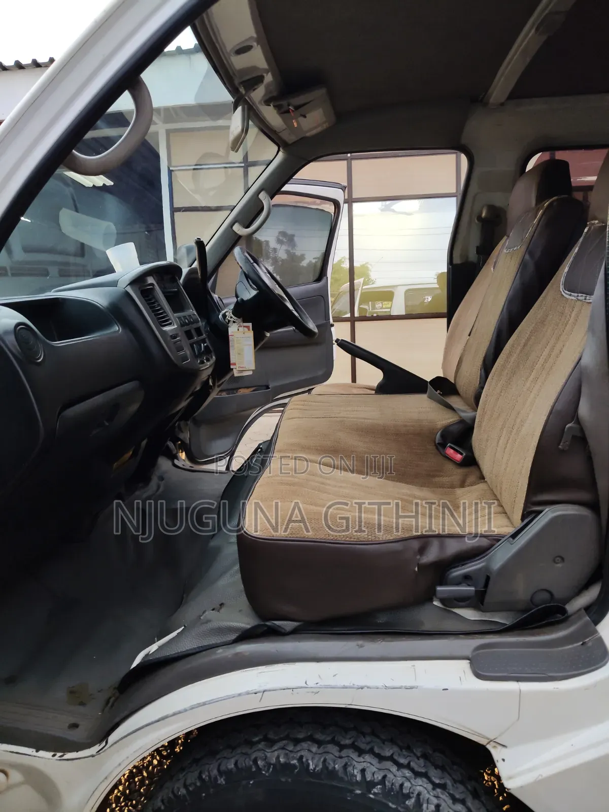 Isuzu Como 2009 White