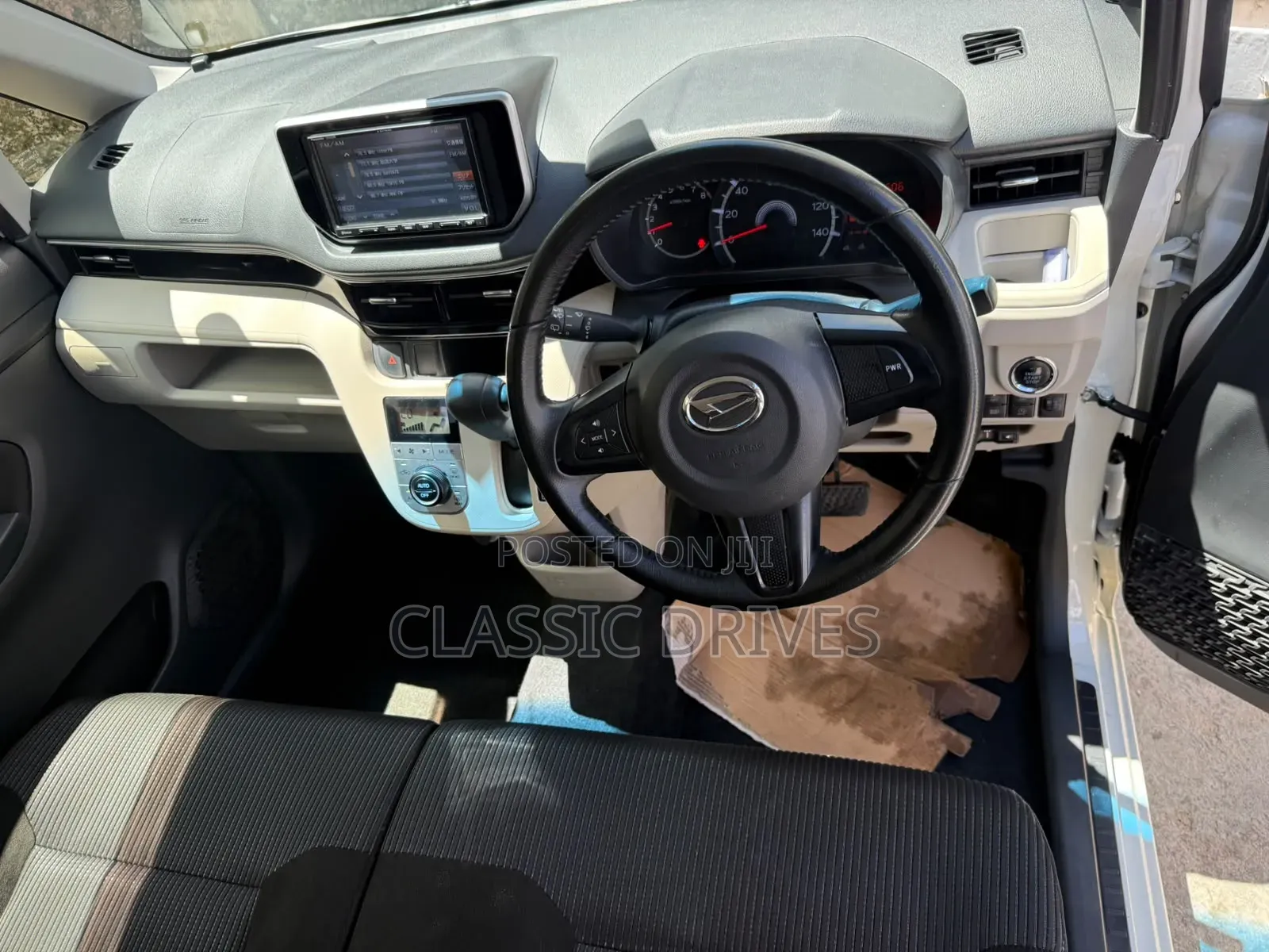 Daihatsu Move 2020 White