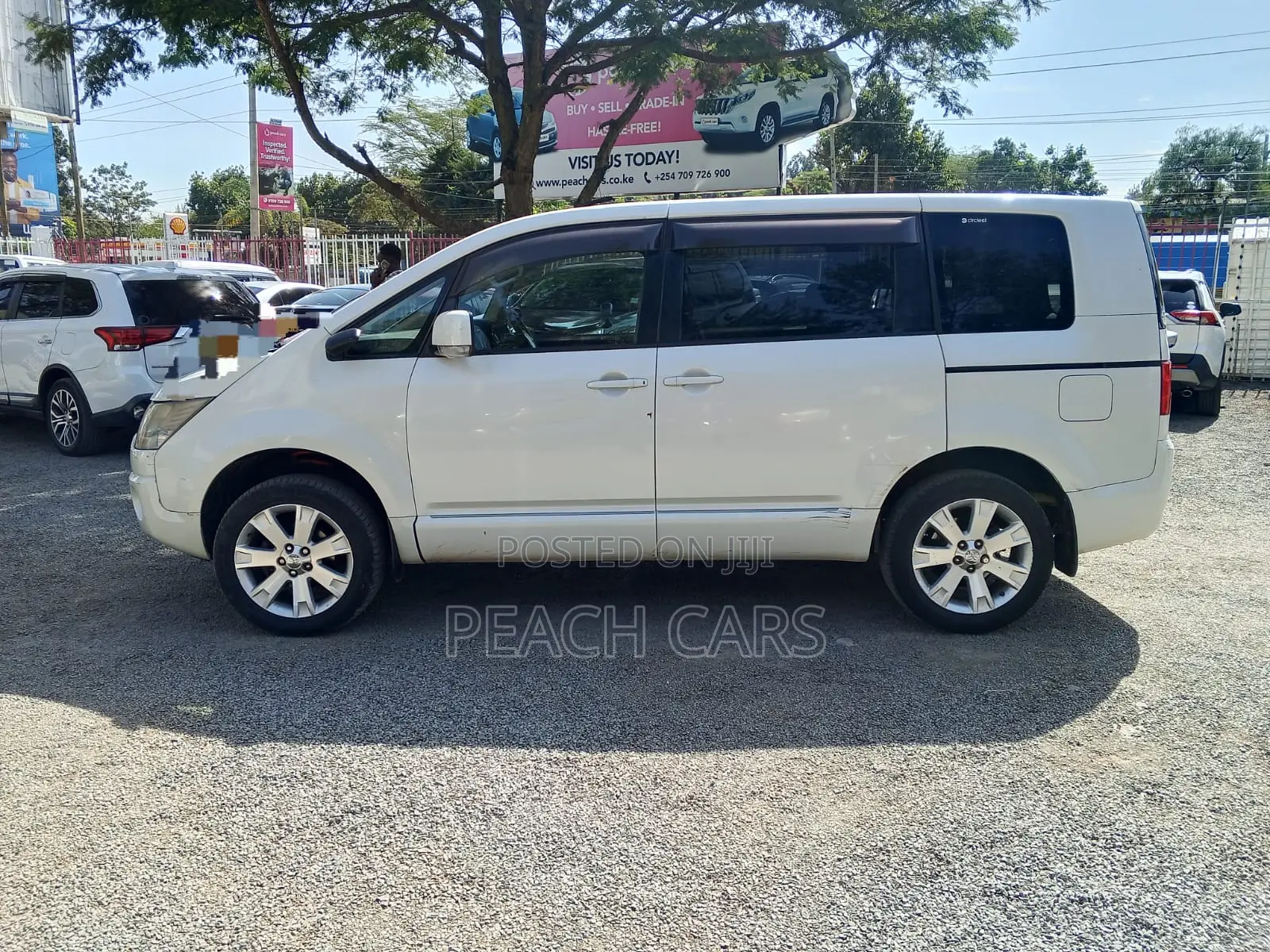 Mitsubishi Delica 2008 White