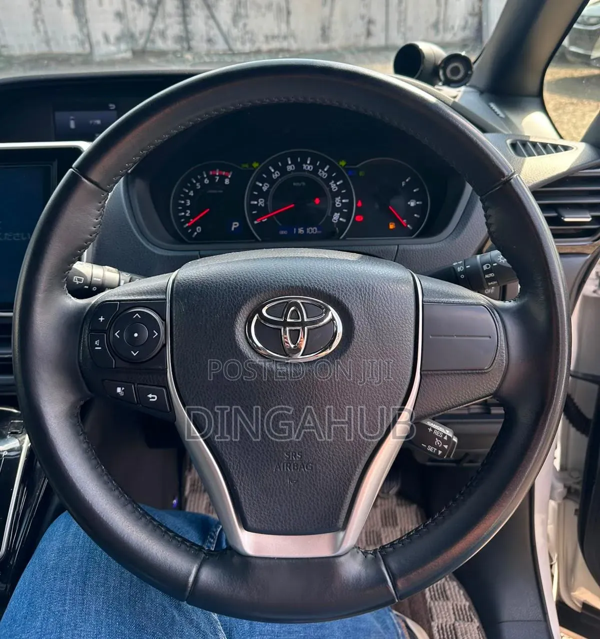Toyota Noah 2.0 FWD (8 Seater) 2020 White