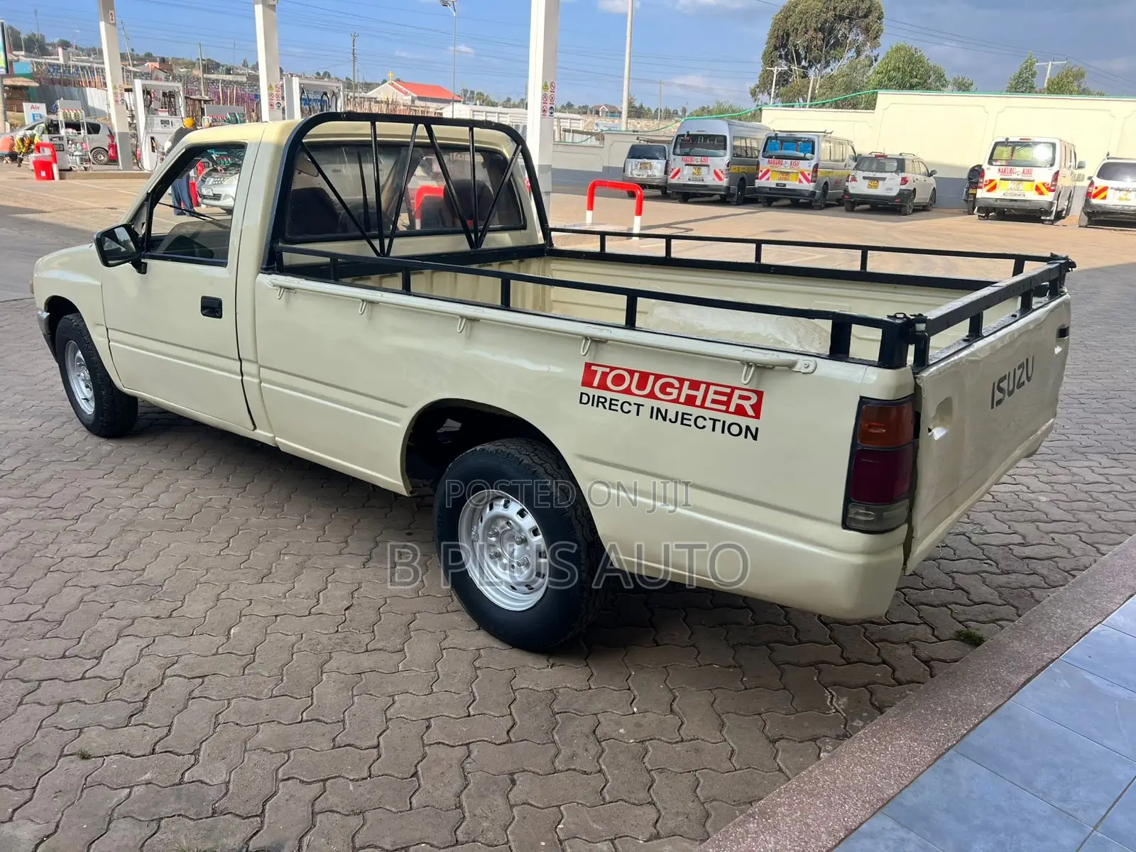 Isuzu Tougher 2005 Beige