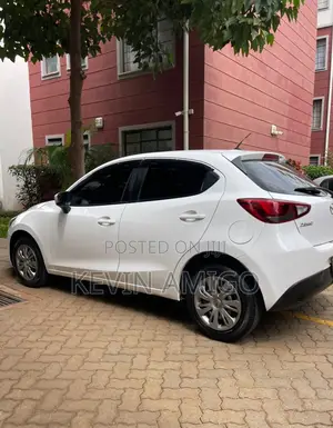 Mazda Demio 2016 White