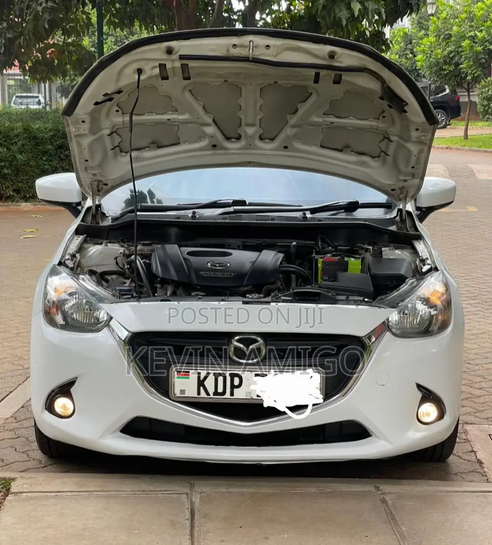 Mazda Demio 2016 White