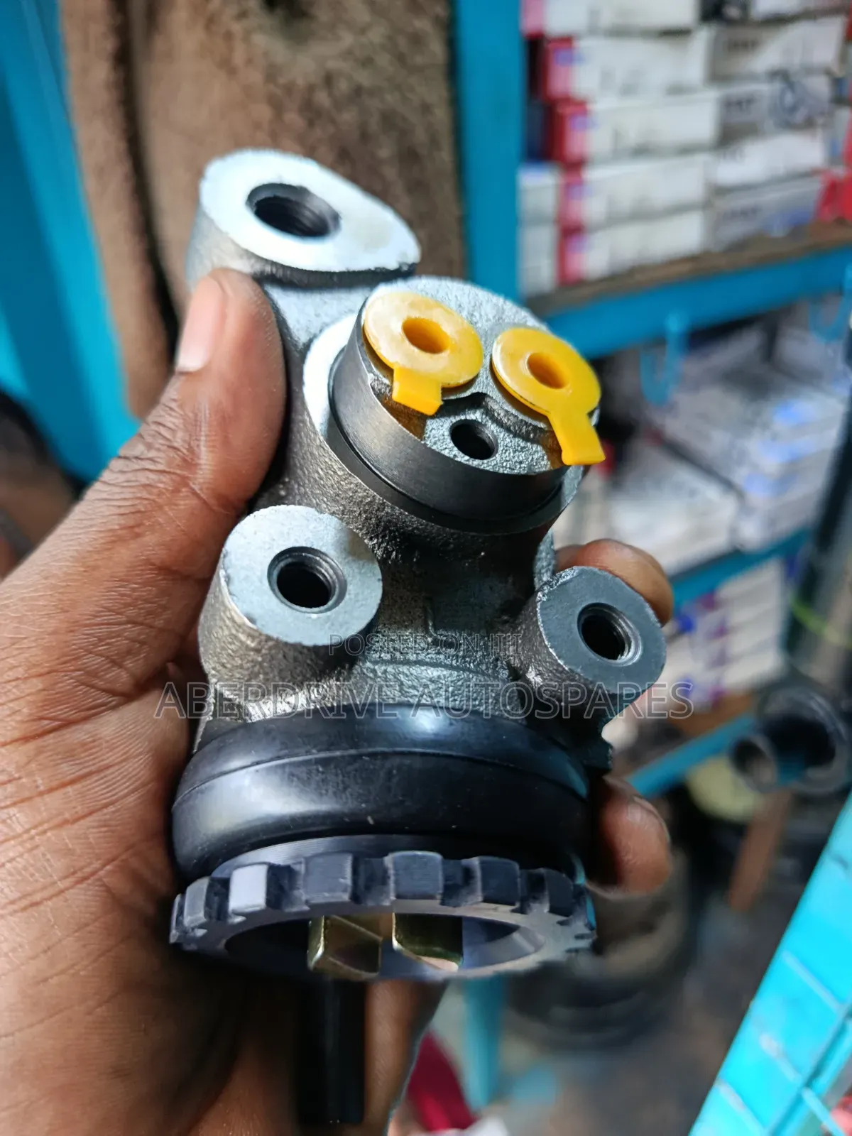 Front Wheel Cylinder Hino