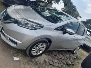 Nissan Note 1.2 Hybrid 2019 Silver
