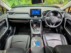 Toyota RAV4 2019 Blue