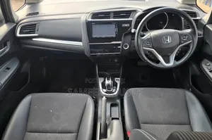 Honda Fit 2019 Silver