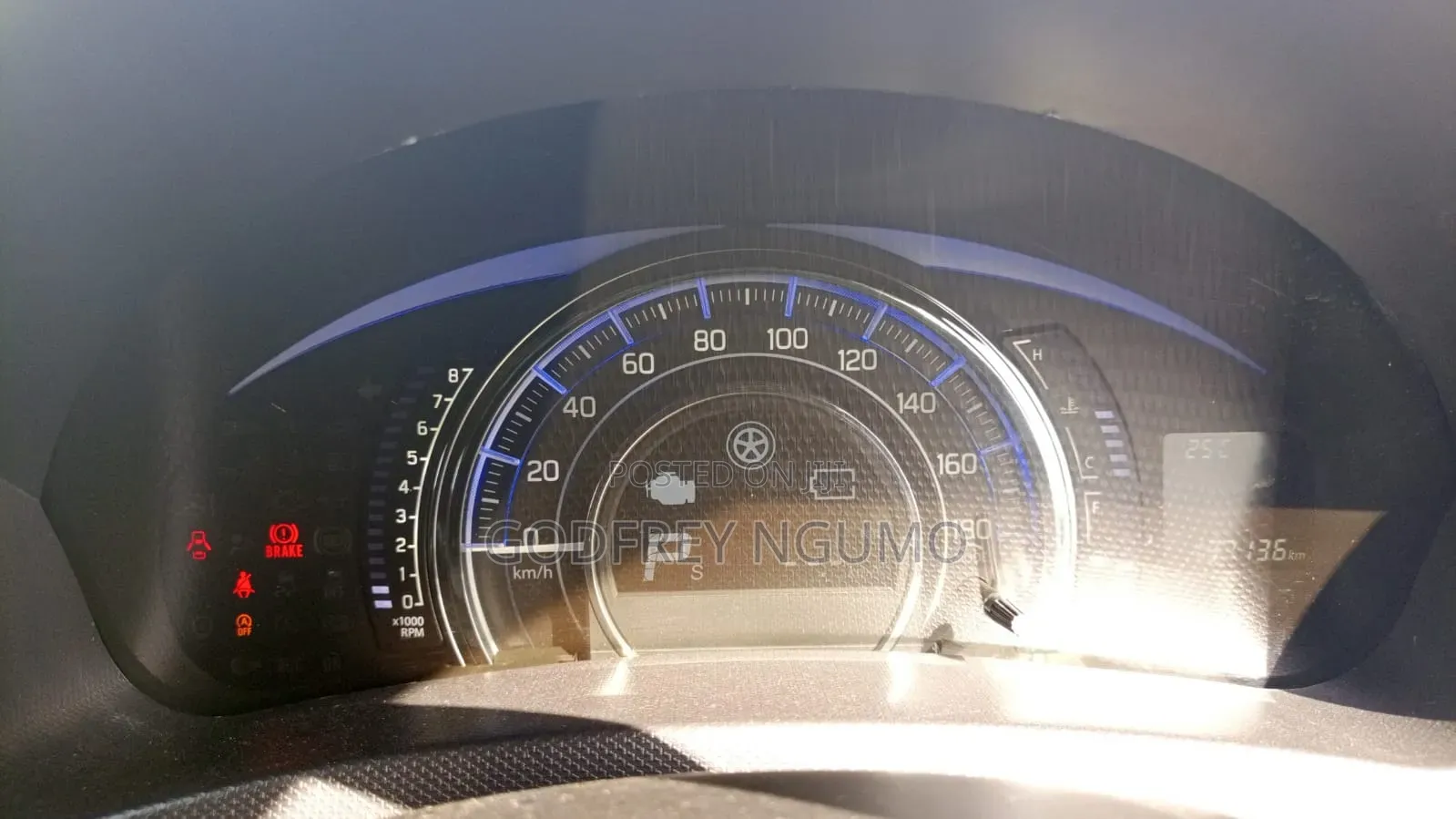 Suzuki Swift 2015 Silver