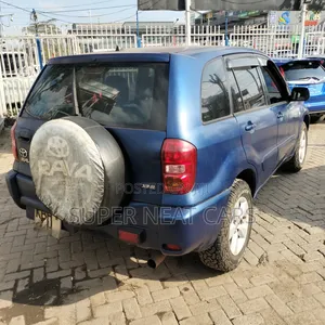 Toyota RAV4 Automatic 2003 Blue