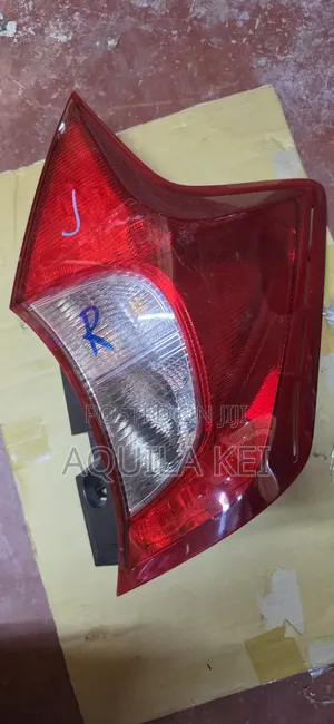 Nissan Note 2012 Taillights