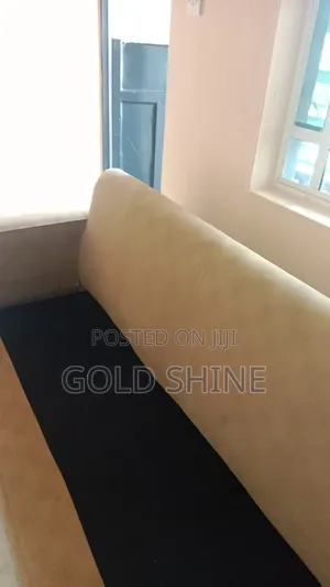 Sofaset Cleaning
