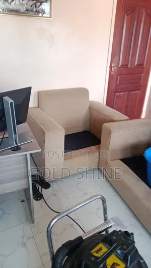 Sofaset Cleaning