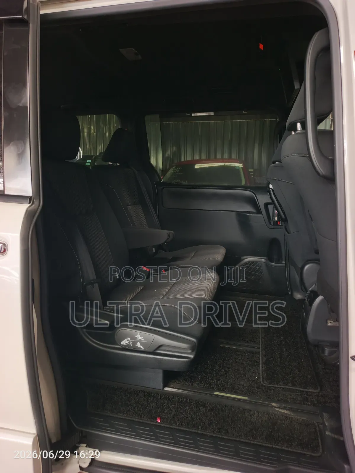 Toyota Voxy 2019 White
