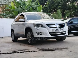 Volkswagen Tiguan 2010 White