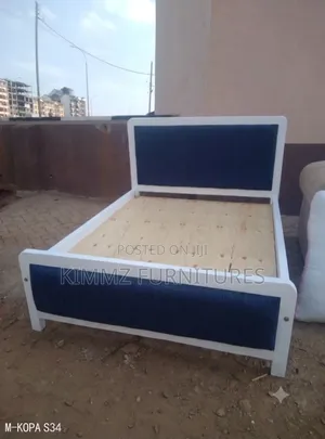 5x6 Modern Tufted Mocket Bed