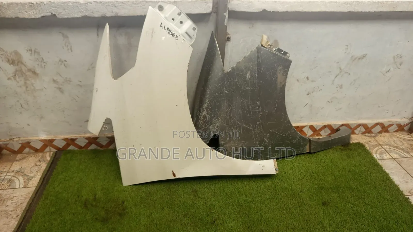 Alphard Fender/Wing
