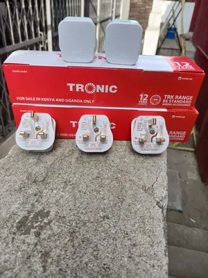Tronic Brand 13a Fused Plug