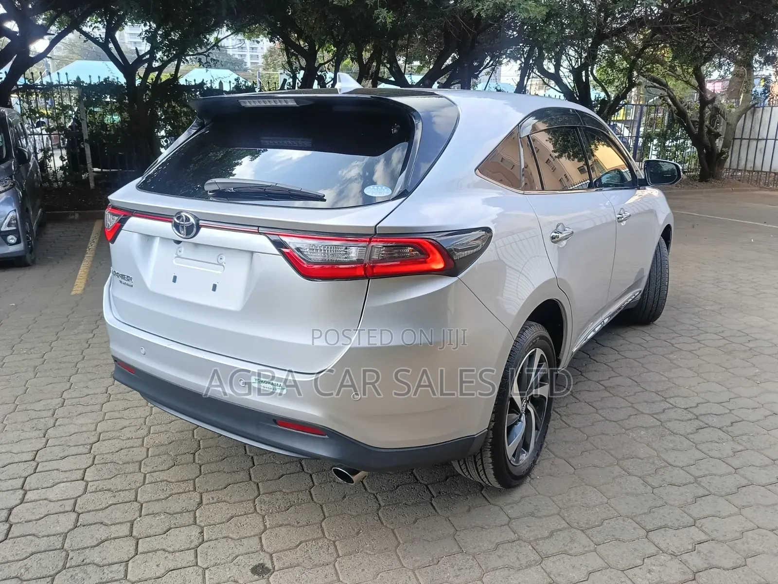 Toyota Harrier 2019 Silver