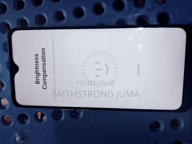 Oppo F15 256 GB Blue - thumbnail 2