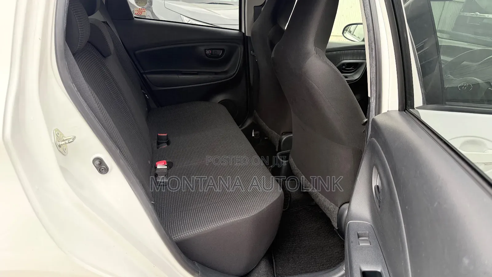 Toyota Vitz 1.3 FWD 5dr 2019 White