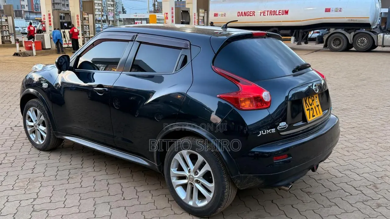 Nissan Juke 2011 Black