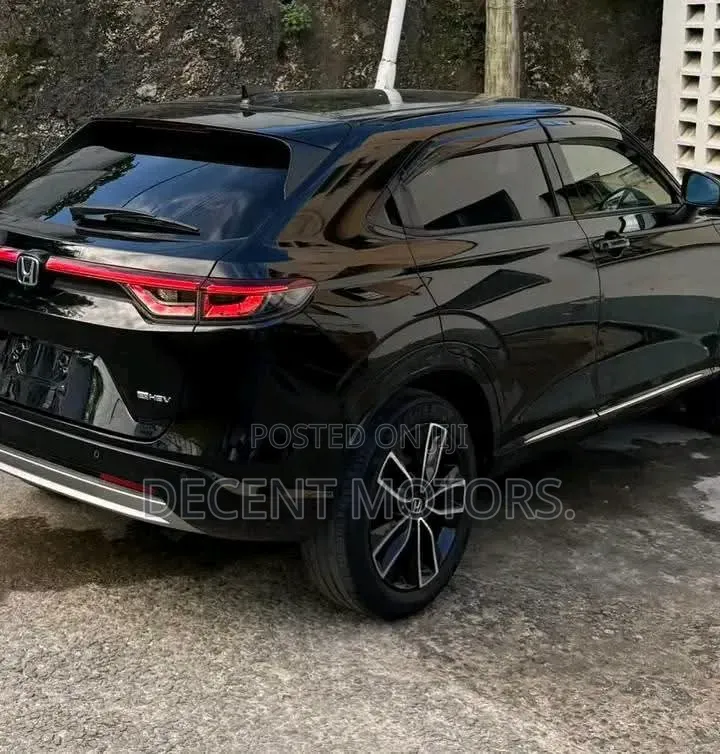 Honda Vezel 2021 Black