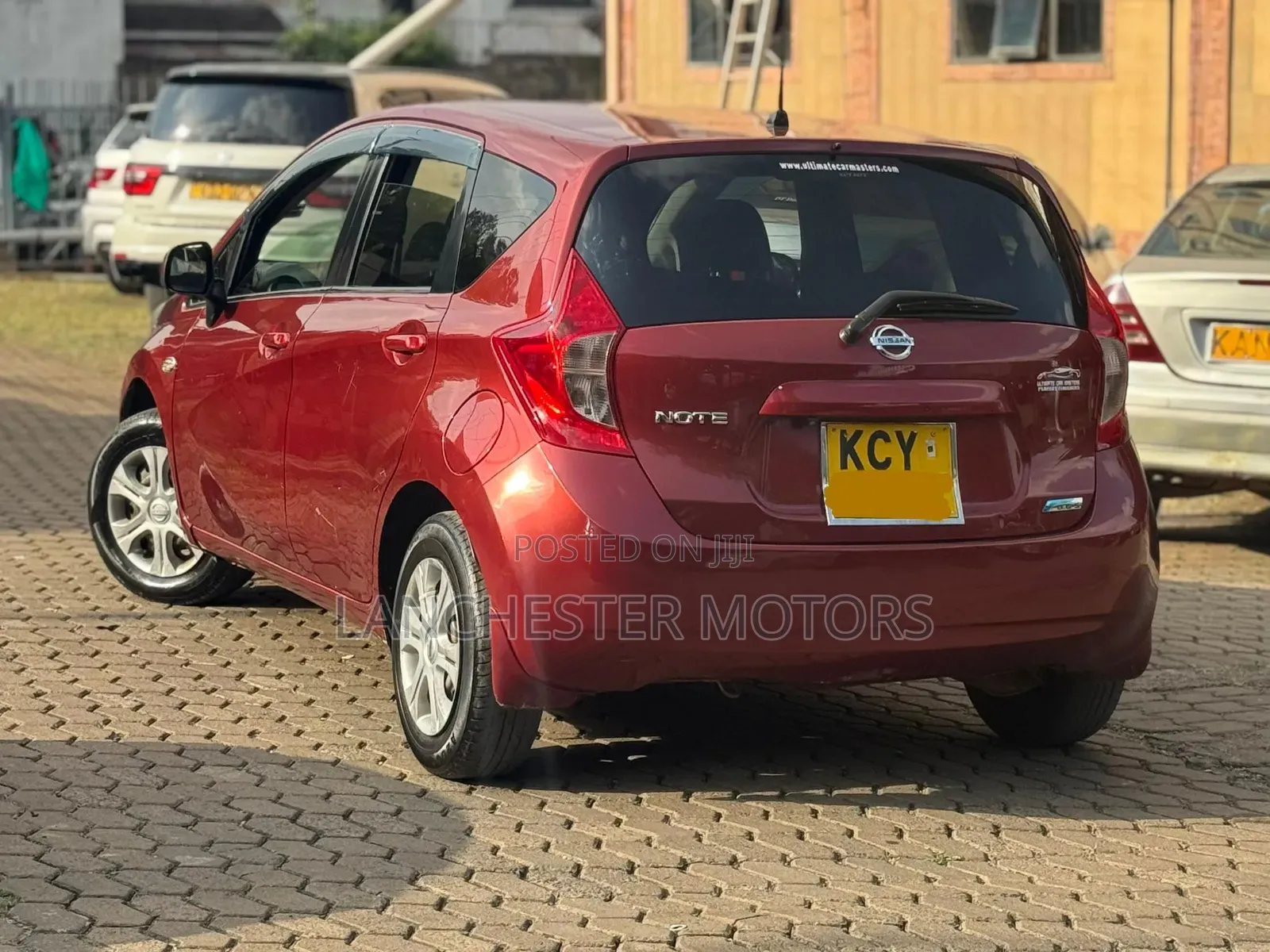 Nissan Note 2013 Maroon