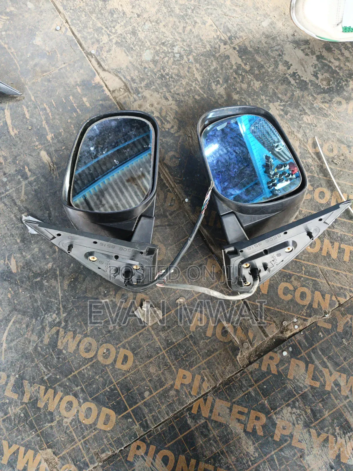 Toyota Rush Side Mirror 2010 Available