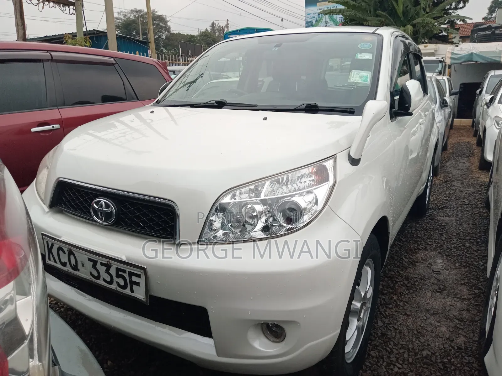 Toyota Rush 2011 White
