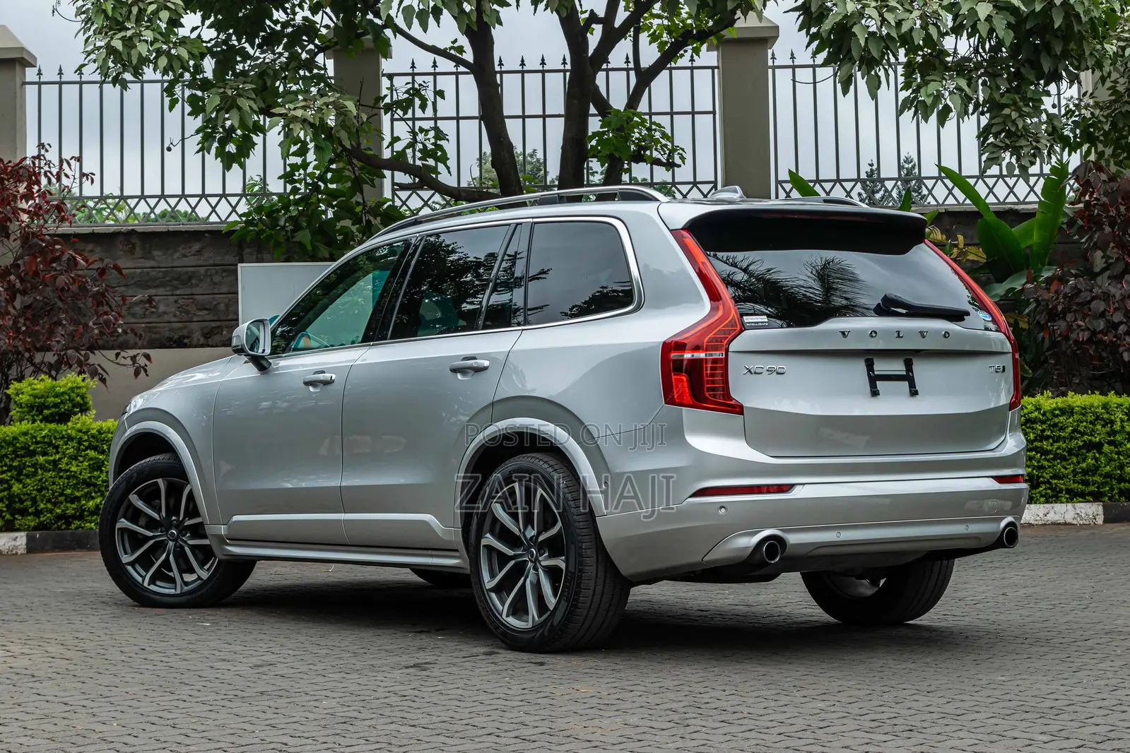 Volvo XC90 2019 Silver