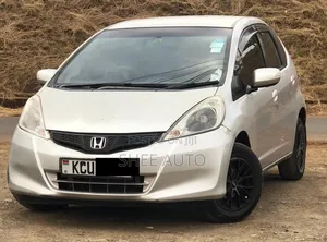 Honda Fit 2010 Silver