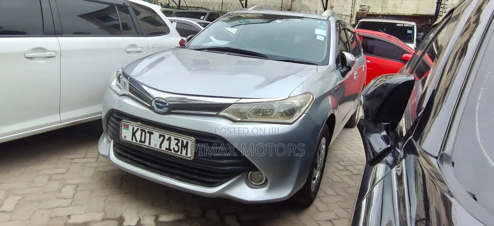 Toyota Corolla Fielder 2018 Silver