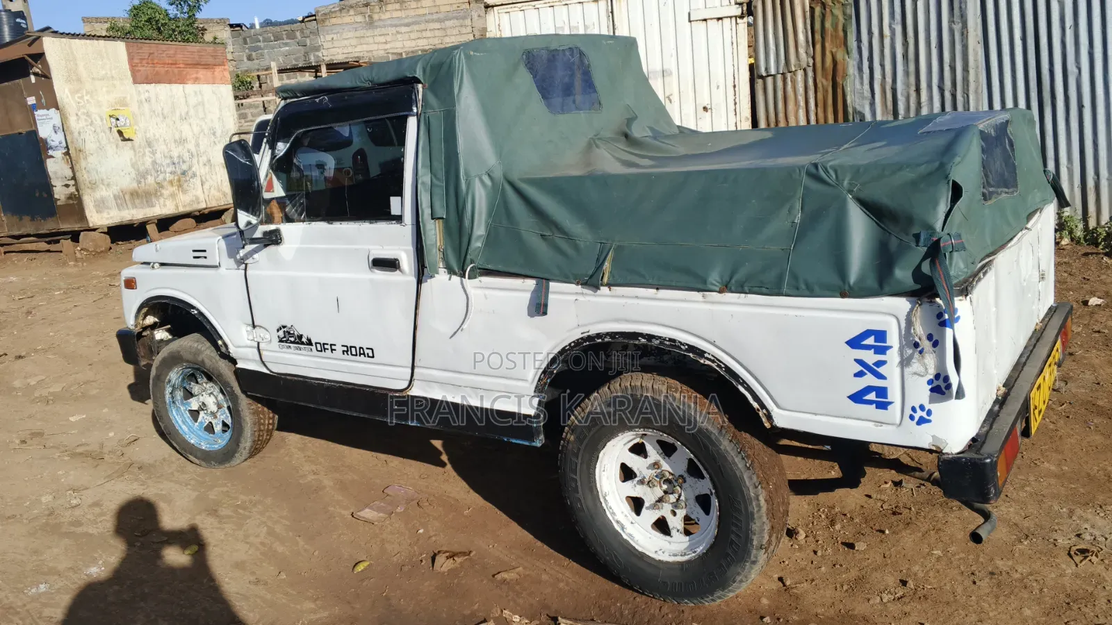Suzuki Samurai 1976 White