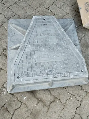 Resintuff 400d Triangular Manhole Cover