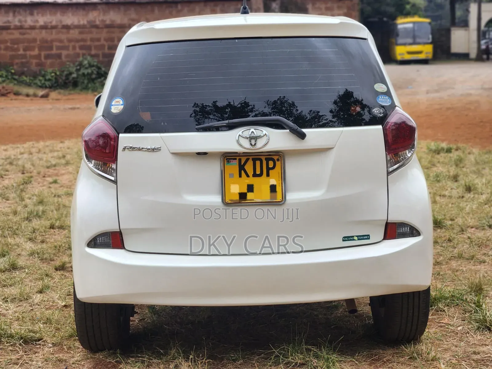 Toyota Ractis 2016 White