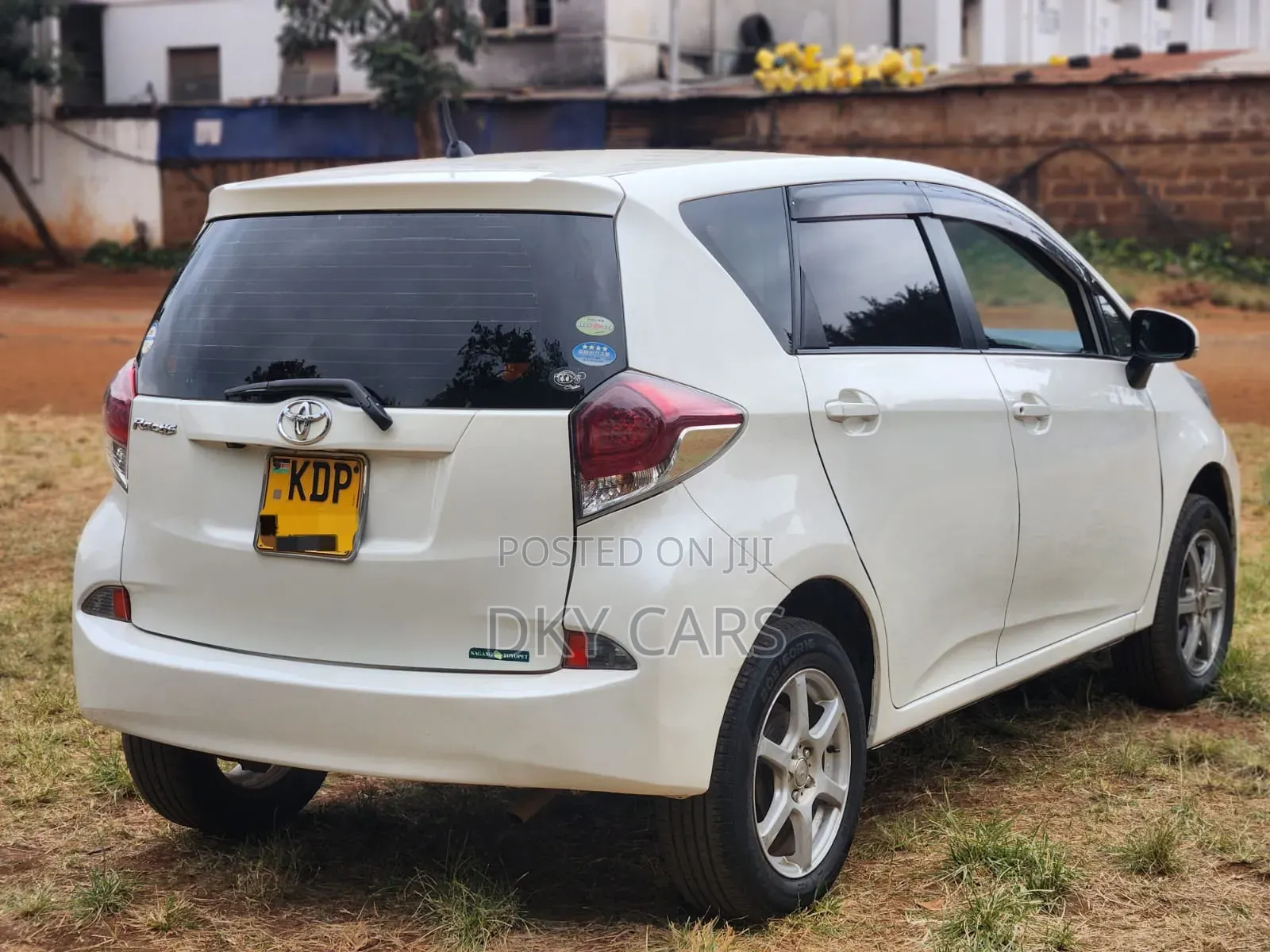 Toyota Ractis 2016 White