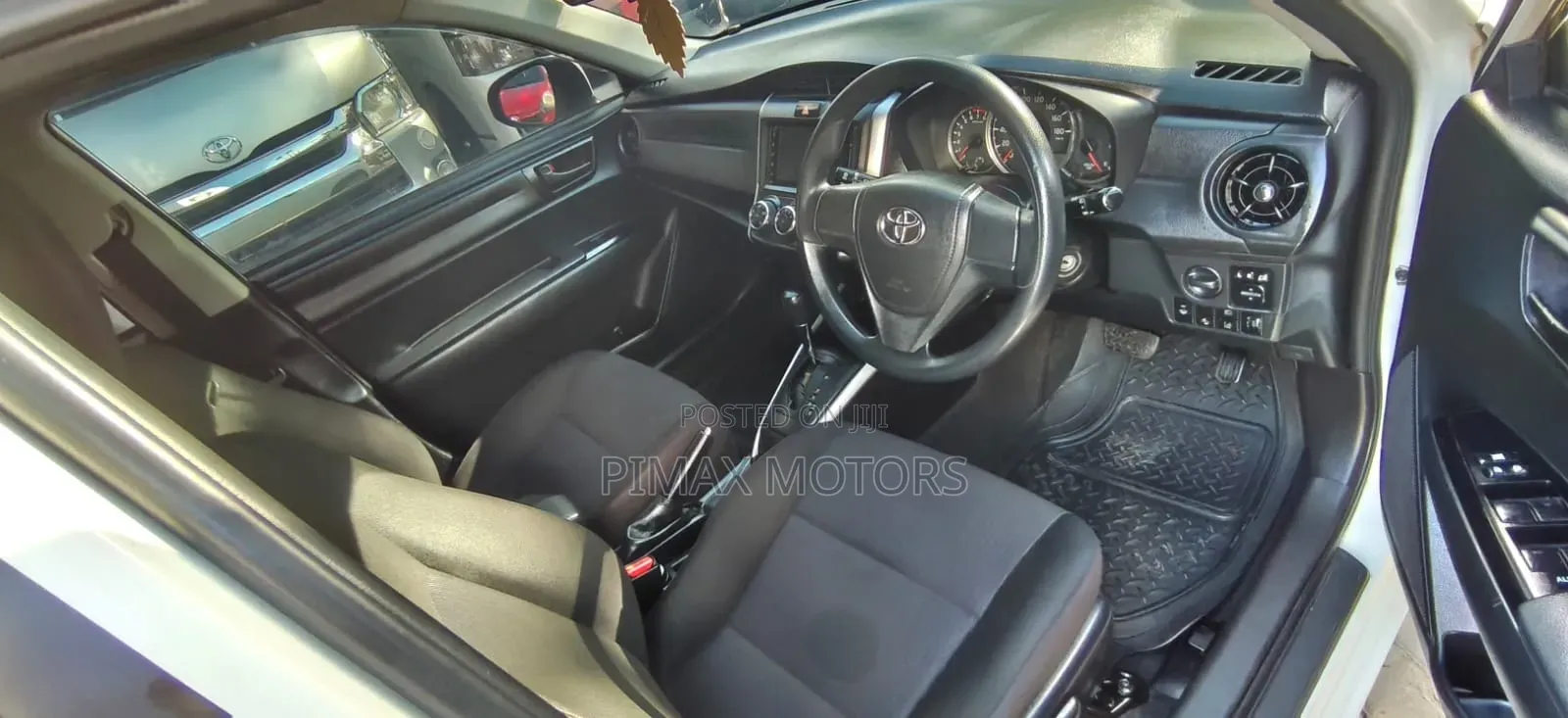 Toyota Corolla Fielder 2017 White