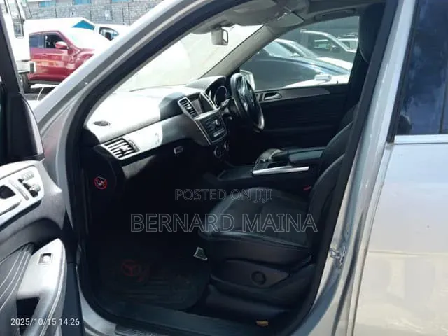 Mercedes-Benz M Class 2013 Silver