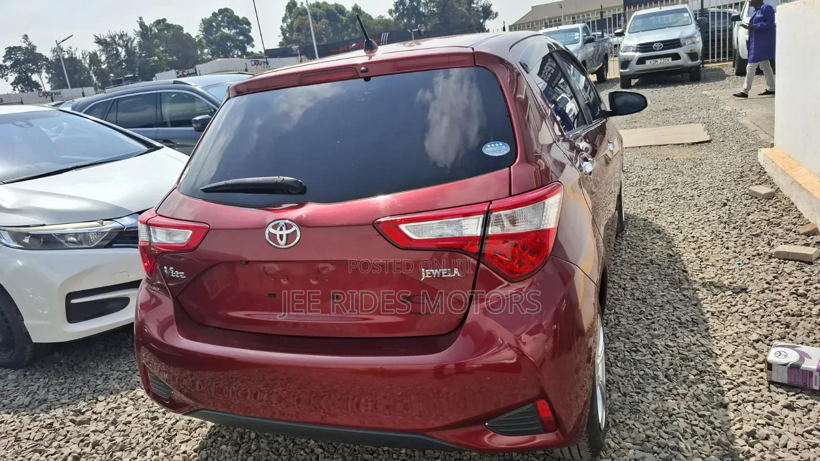 Toyota Vitz 2018 Red