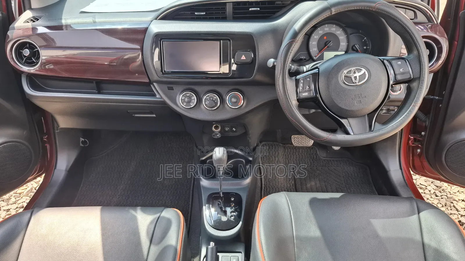 Toyota Vitz 2018 Red
