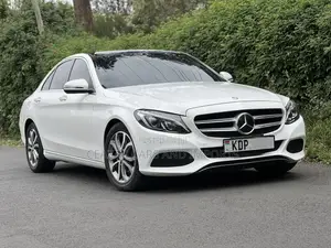 Mercedes-Benz C200 2016 White
