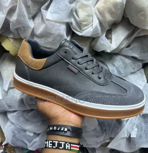 Tommy Flat Shoes