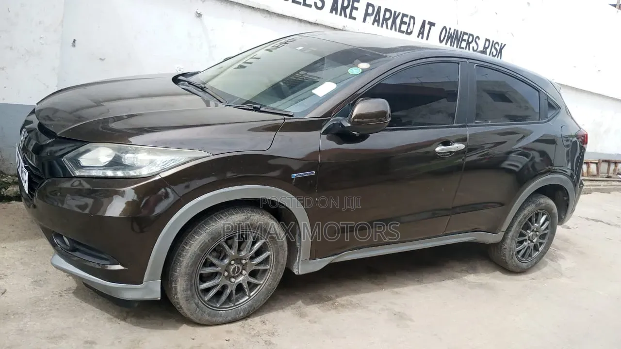 Honda Vezel 2016 Black