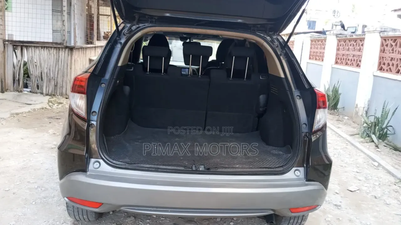 Honda Vezel 2016 Black