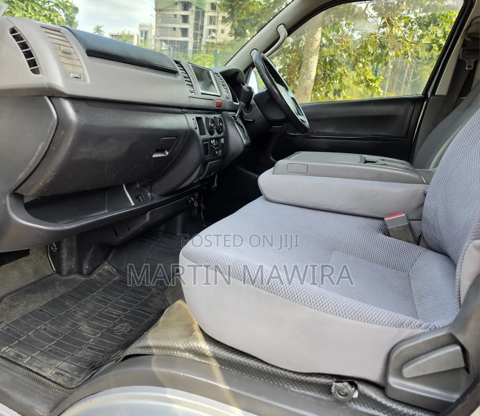 Toyota HiAce 2008 Silver