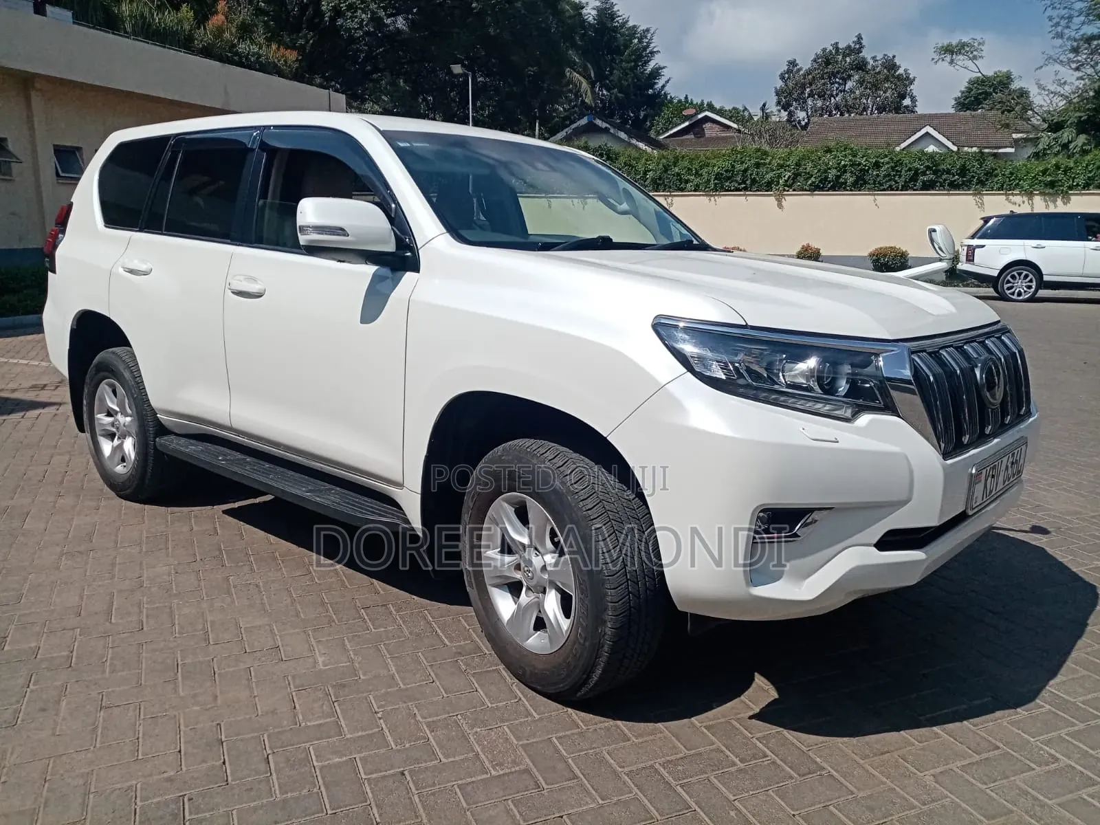 Toyota Land Cruiser Prado 2018 White