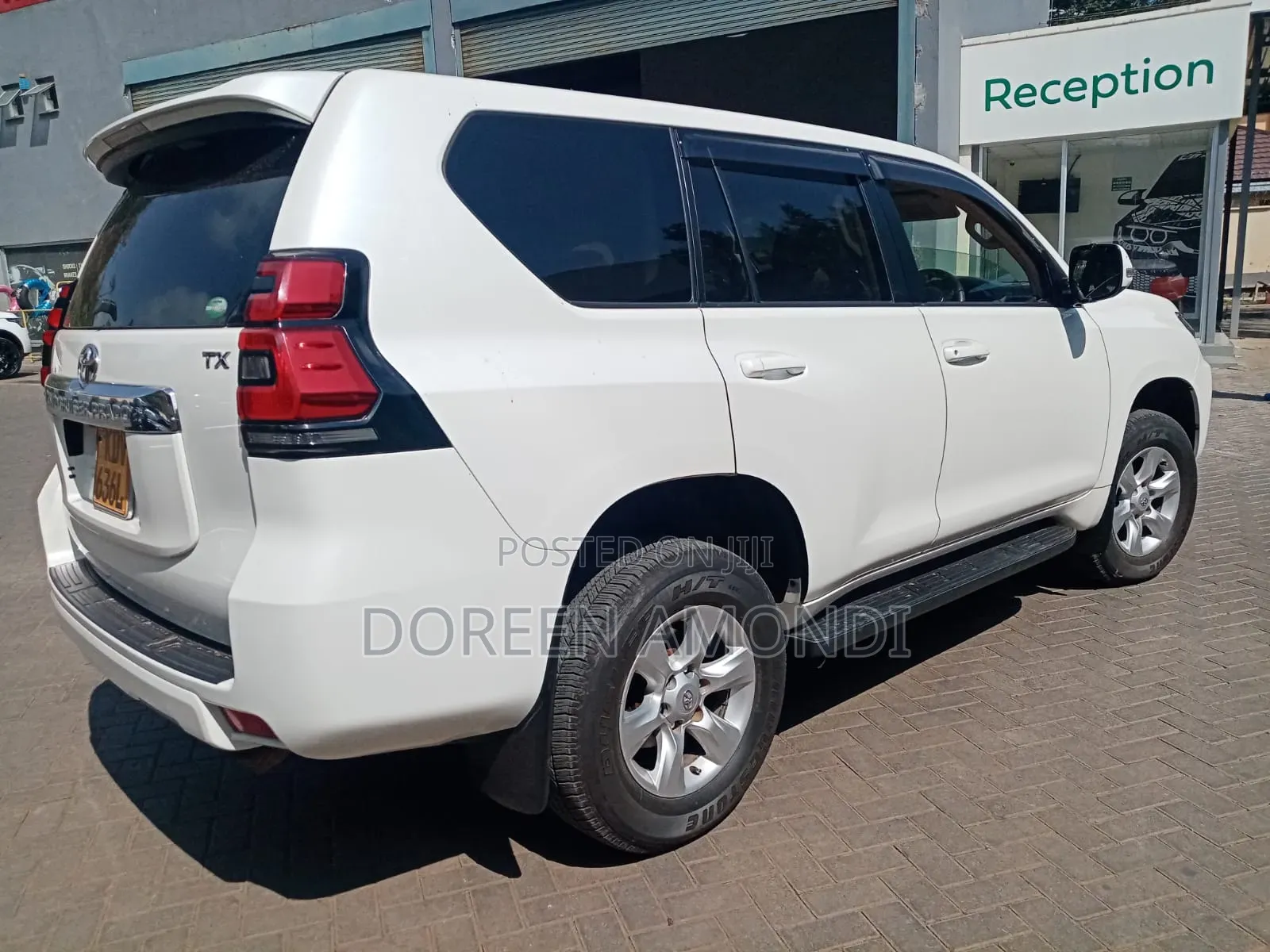 Toyota Land Cruiser Prado 2018 White